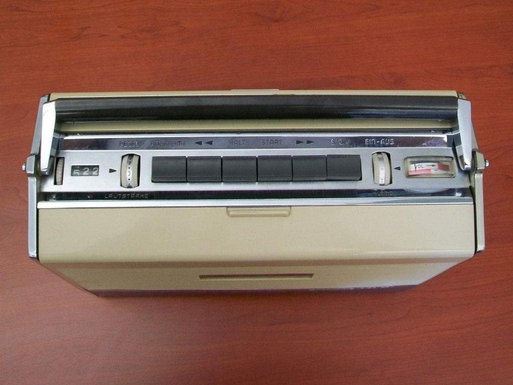 GRUNDIG TK6 (02)